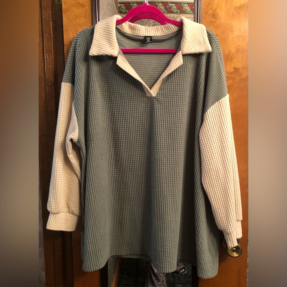 Shein curve sweater